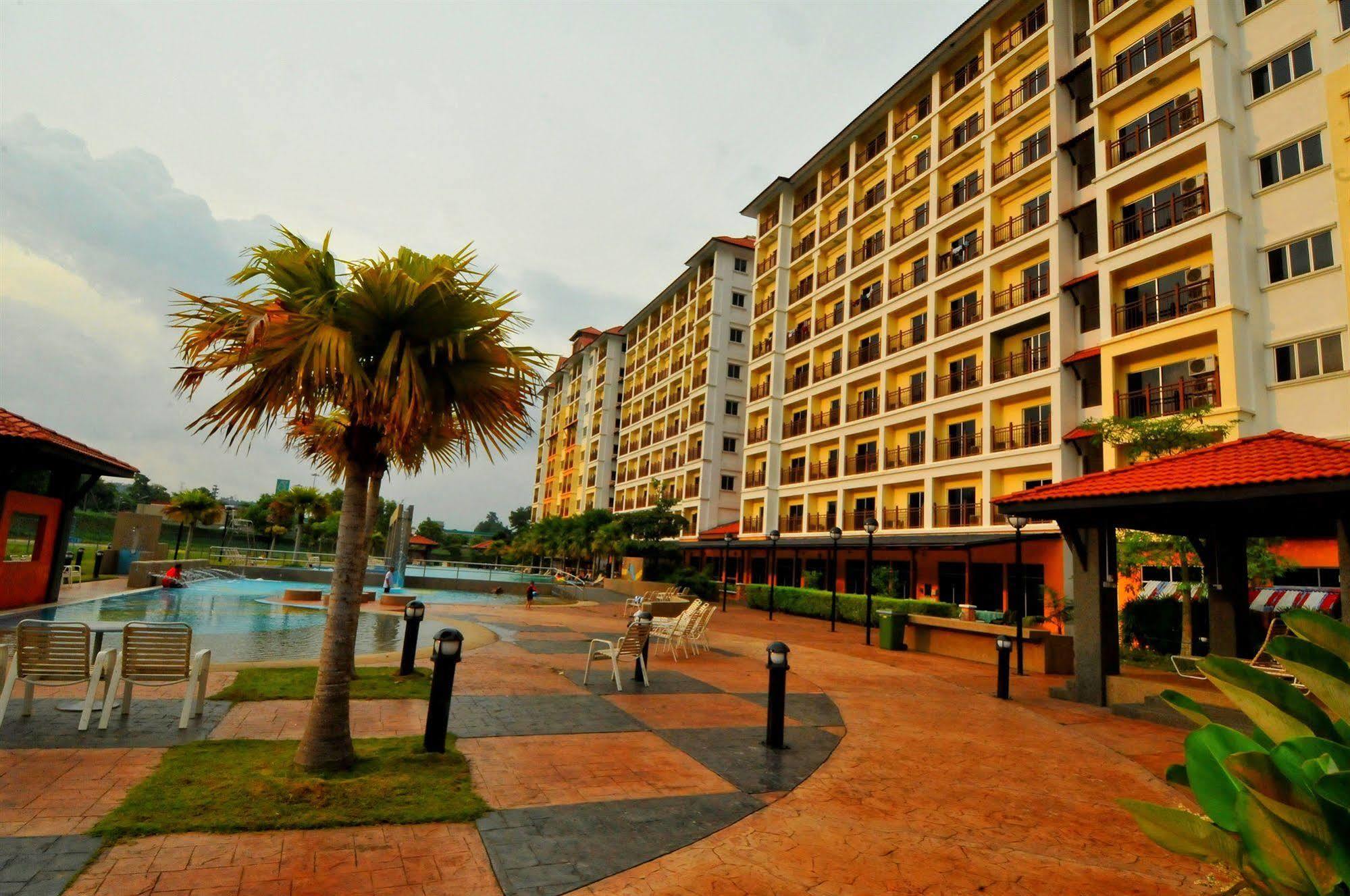 Bukit Merah Laketown Resort Taiping Dış mekan fotoğraf