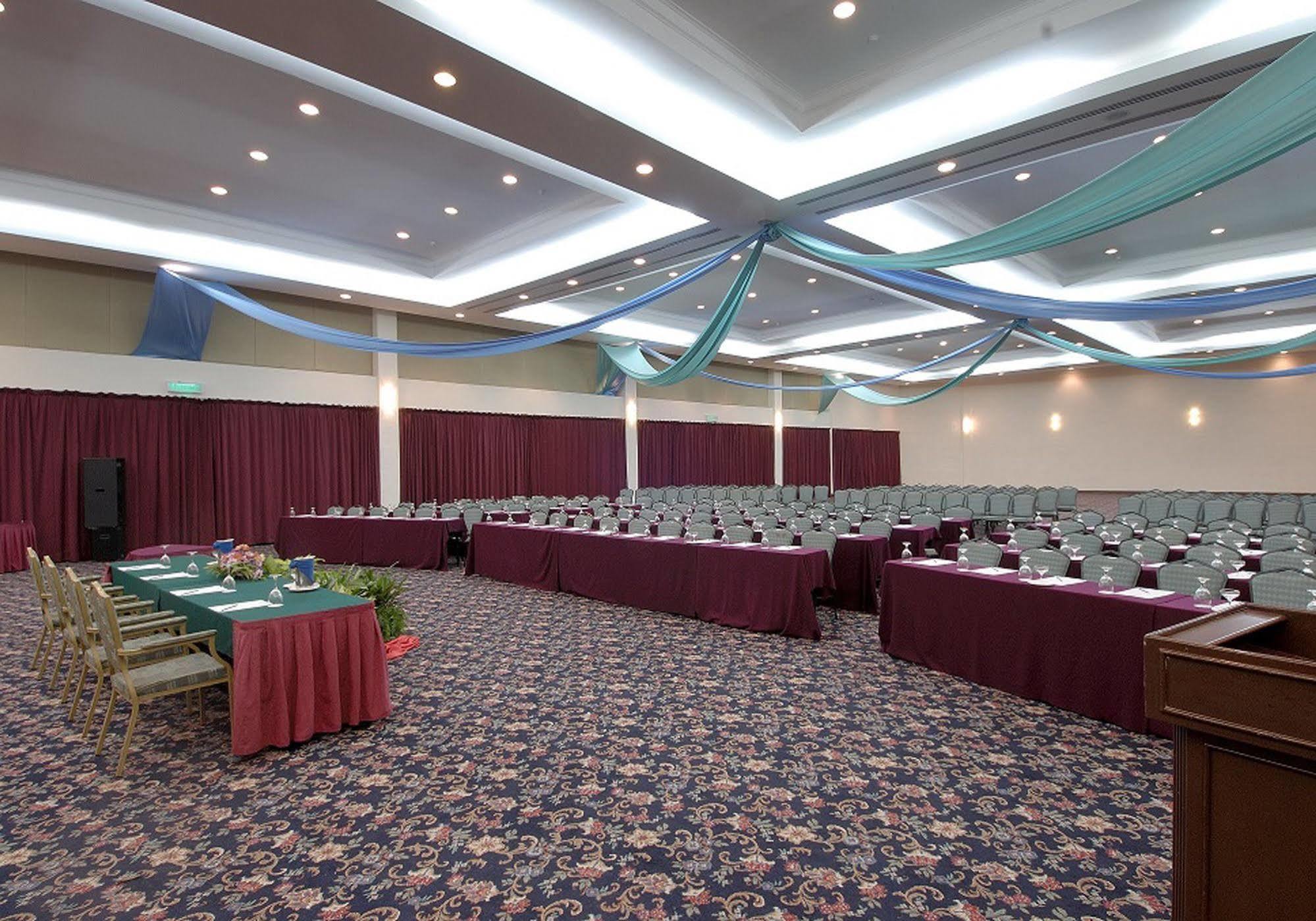 Bukit Merah Laketown Resort Taiping Dış mekan fotoğraf