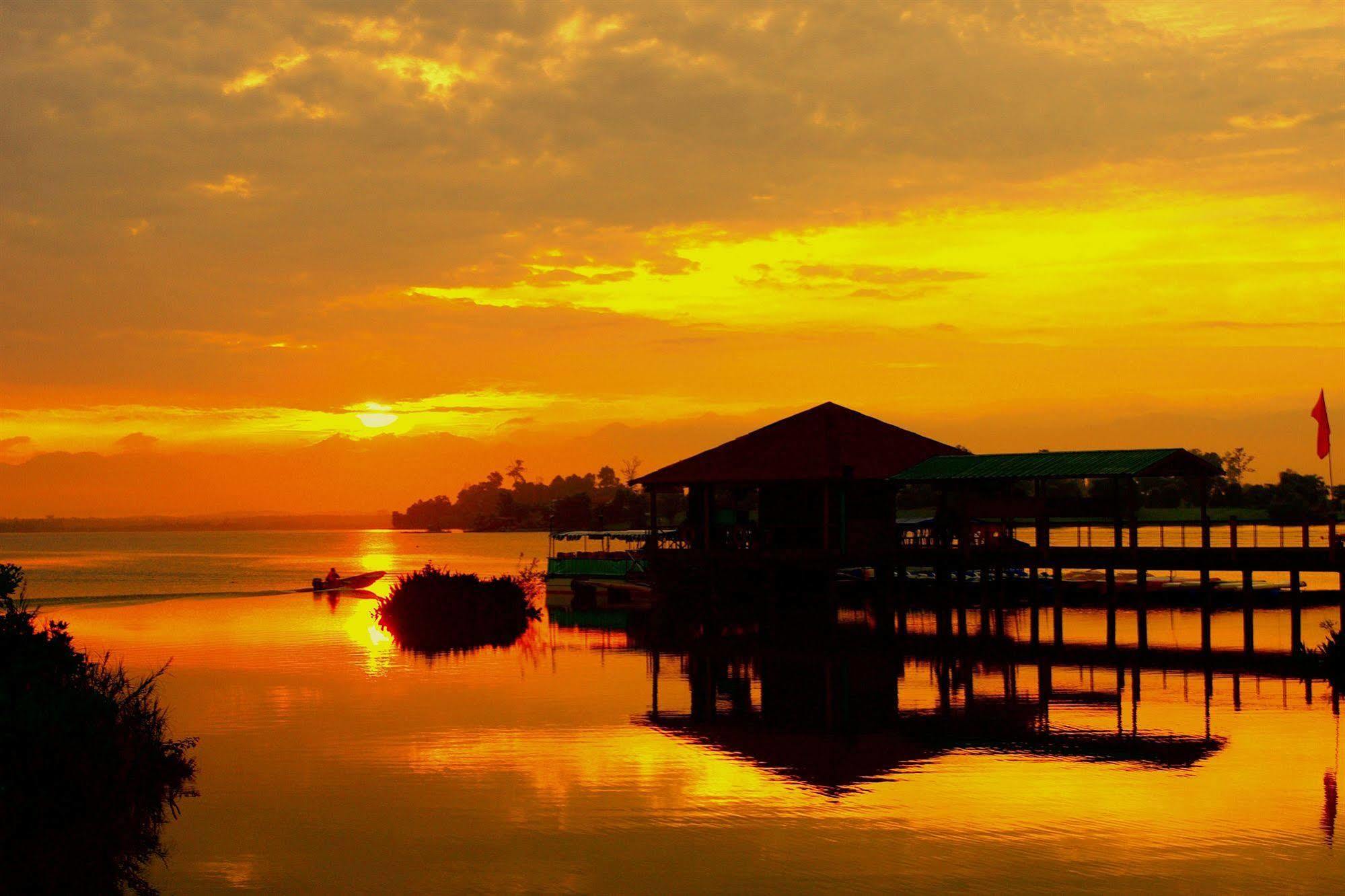 Bukit Merah Laketown Resort Taiping Dış mekan fotoğraf